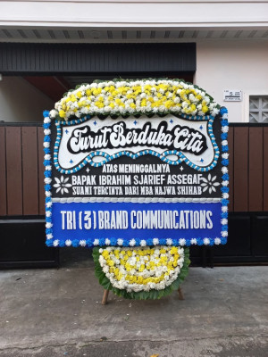 Papan Bunga Duka di Gaung